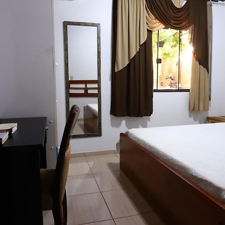 Quarto Em Foz do Iguaçu Eksteriør billede